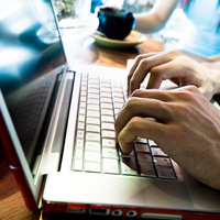 laptop.jpg laptop.jpg